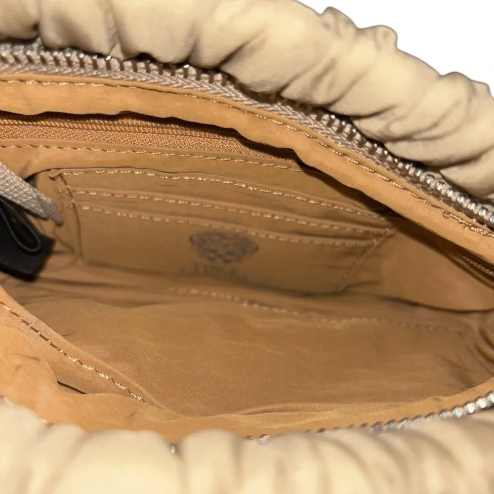 Vince Camuto Harlo Pouch, Nude